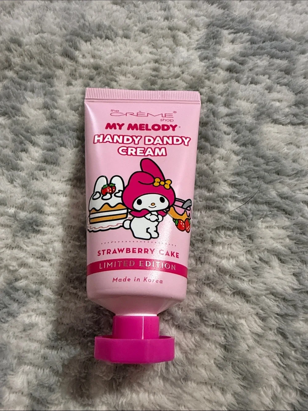 3/$15 🌸 The Crème Shop My Melody Strawberry Cake Handy Dandy Cream